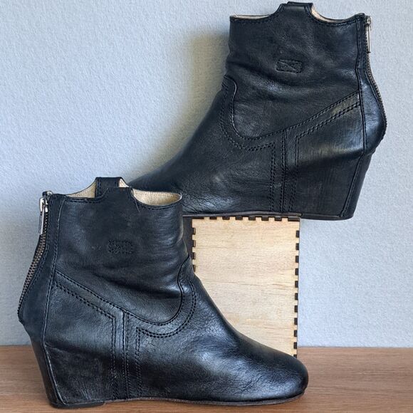 FRYE Carson Women's 7.5 Leather Hidden Wedge Ankle Booties Black Comfort Boots - Picture 5 of 15